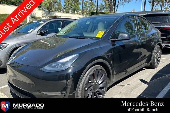TESLA MODEL Y 2024 7SAYGDEF4RF056382 image